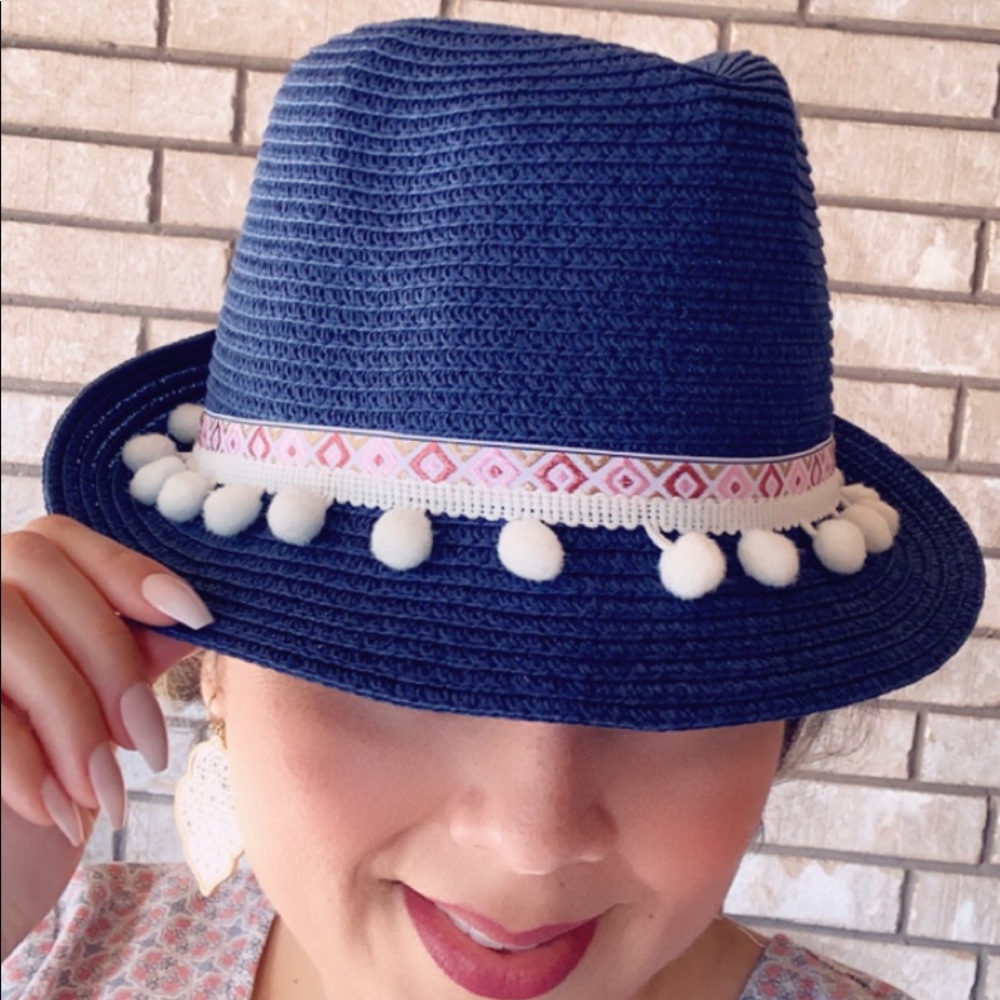 🌻Navy/White Fedora Hat✨